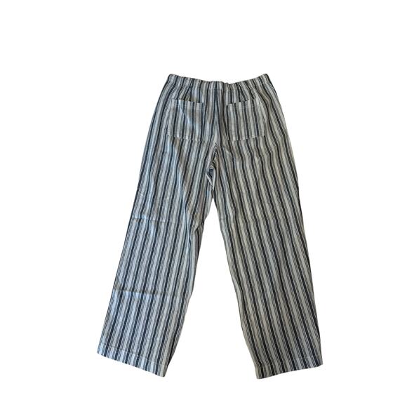 Gap Matching Set Linen-Blend Wide Leg Pants and Cropped Tank Stripped Navy - Picture 12 of 12